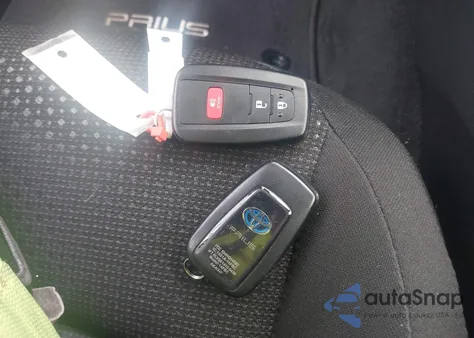 2019 Toyota Prius Le from USA, damaged, VIN JTDL9RFU4K3013045